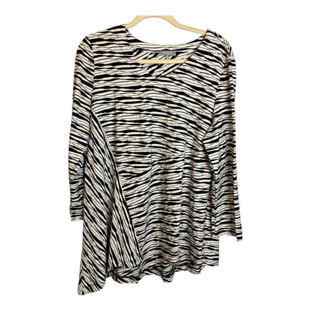 Habitat‎ Blouse Women's Size Medium Zebra Stripes oversized abstract black white